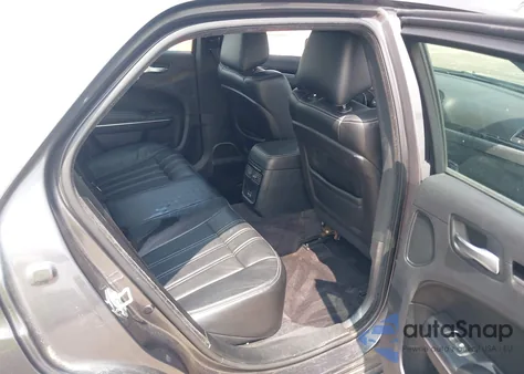 2017 Chrysler 300 300S Awd z USA, uszkodzony, nr VIN 2C3CCAGG4HH518945